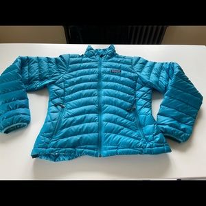 Patagonia women’s down sweater jacket